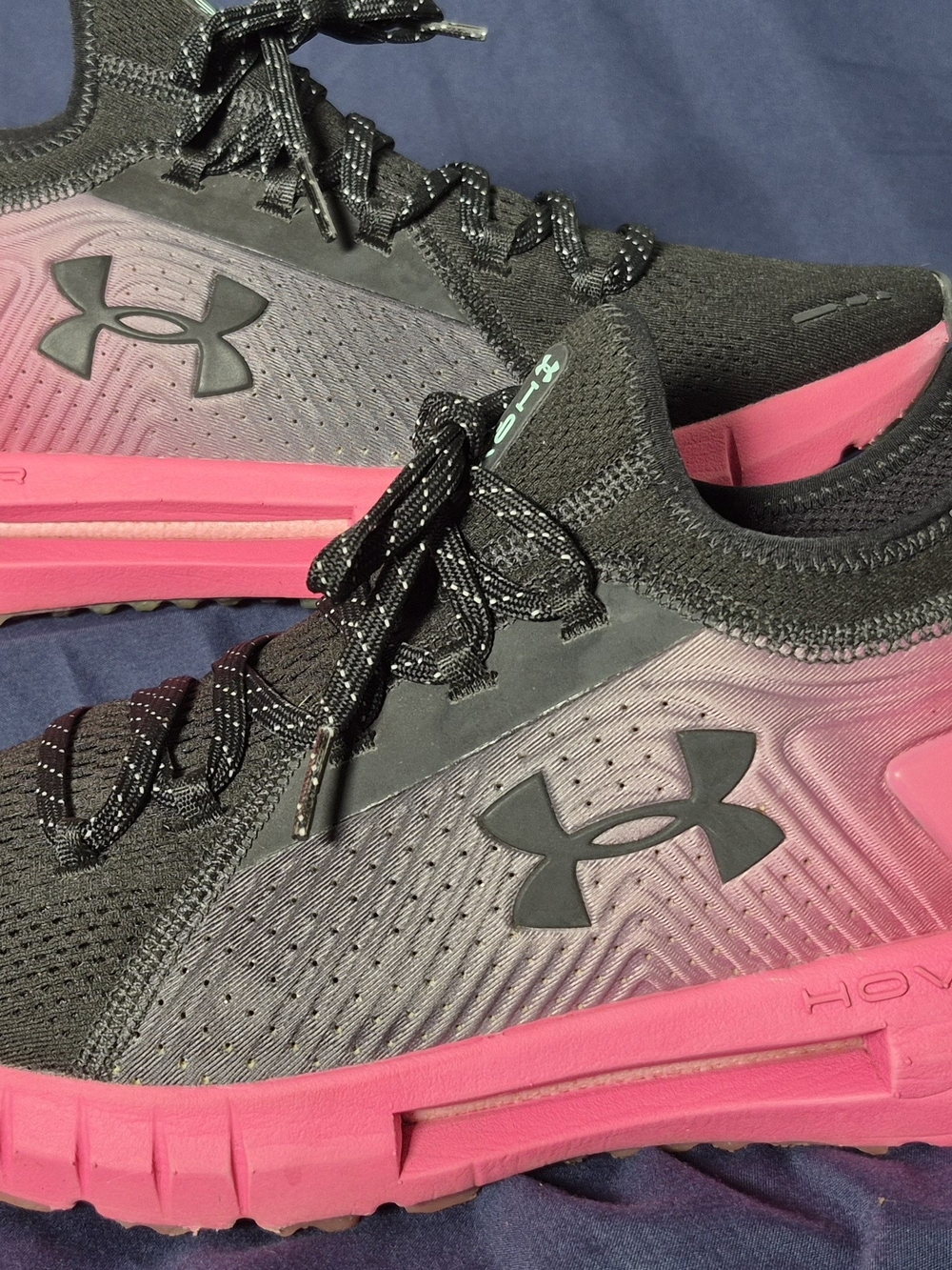 Under Armour HOVR Phantom SE Trek SAMPLE "Black Pink" (3023230-003) Men's Size 9